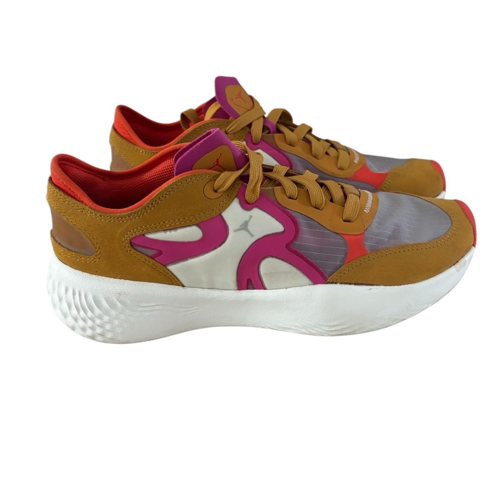 Nike Jordan Air Delta 3 Women’s Running Shoes Size 8.5 Low Trainer Yellow‎